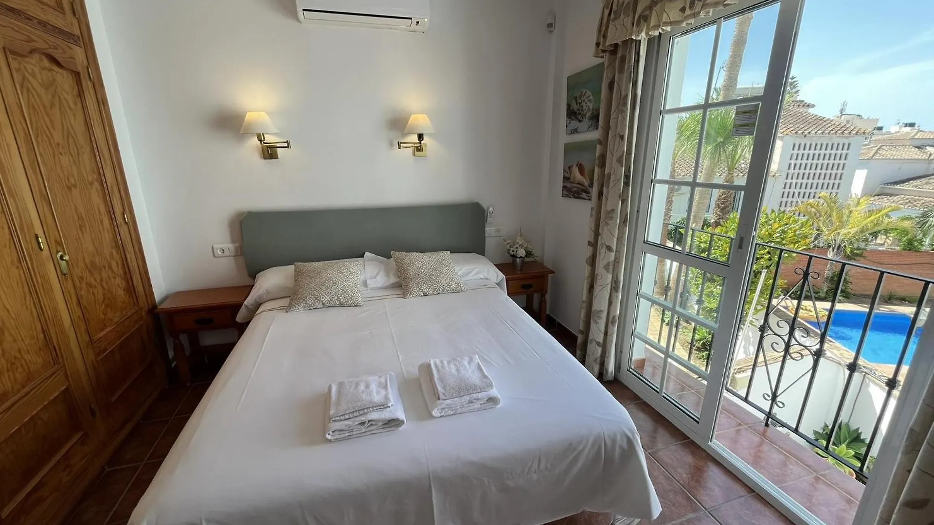 Nerja Paradise Rentals - Villa Buganvilla